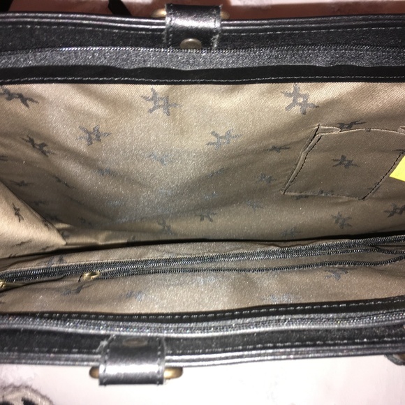 Kilim Leather Bag by Yun Art - Picture 6 of 9